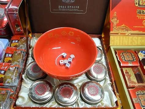 Learning Bobing, Mooncake Gambling in Xiamen .